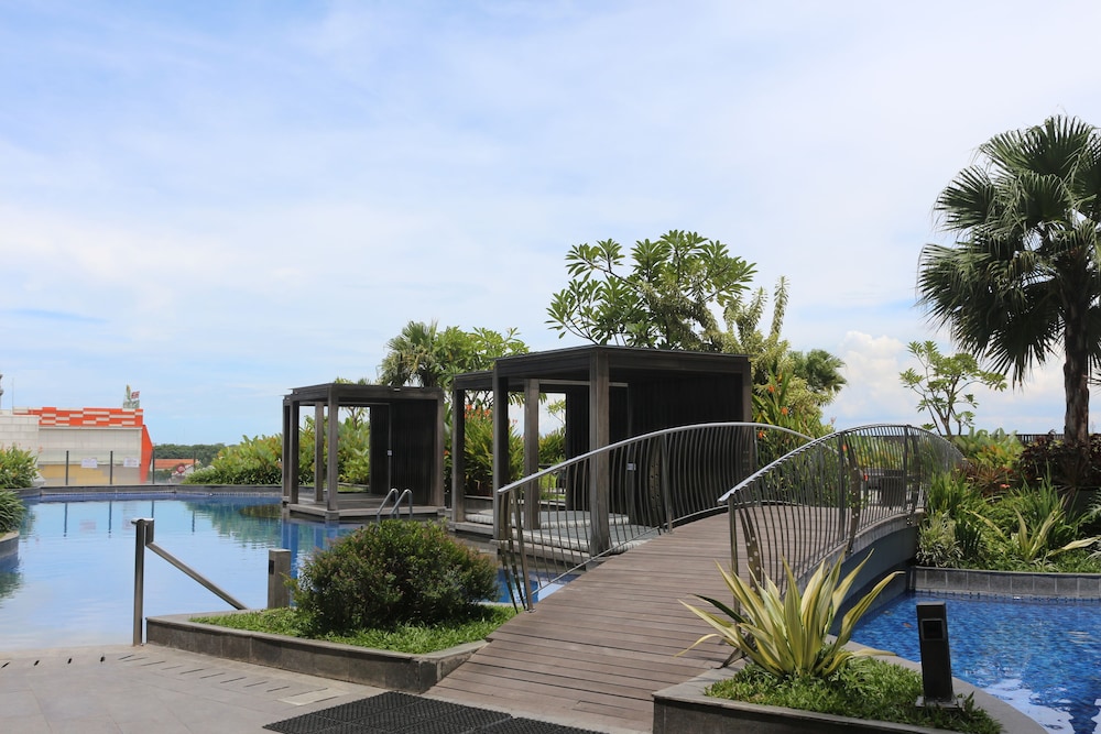 The Luxton Cirebon Hotel Convention 4/63