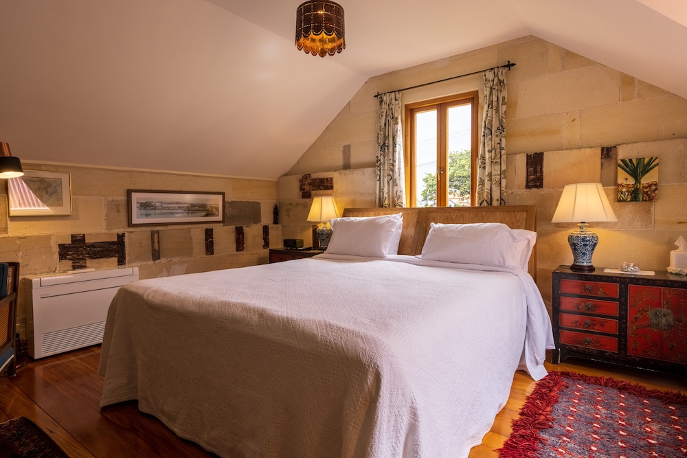PEN-Y-BRYN LODGE 15/50