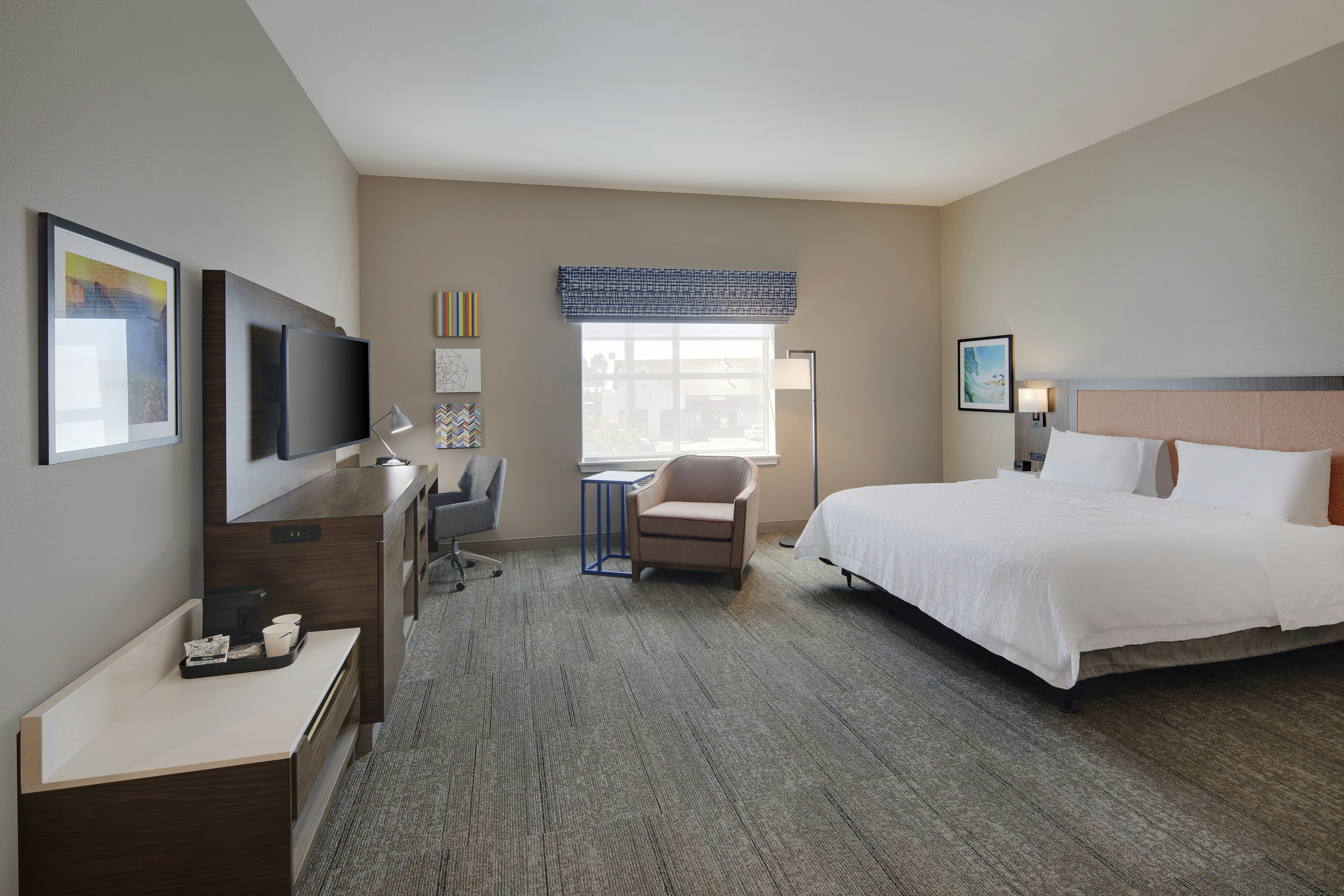 ROOM, KING BED, ACCESSIBLE
