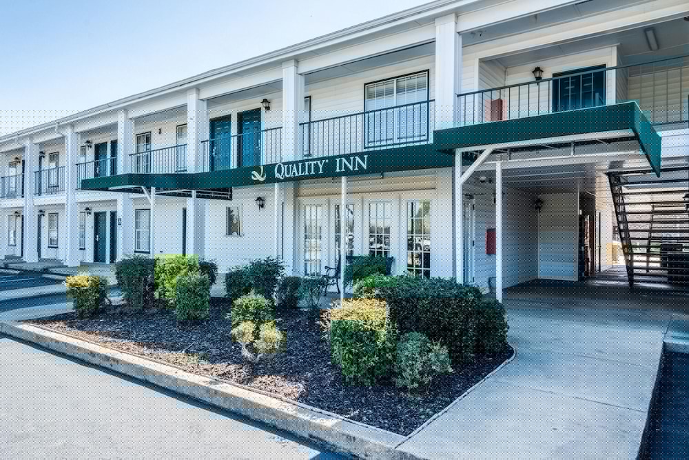 Quality Inn Washington, GA 1/34