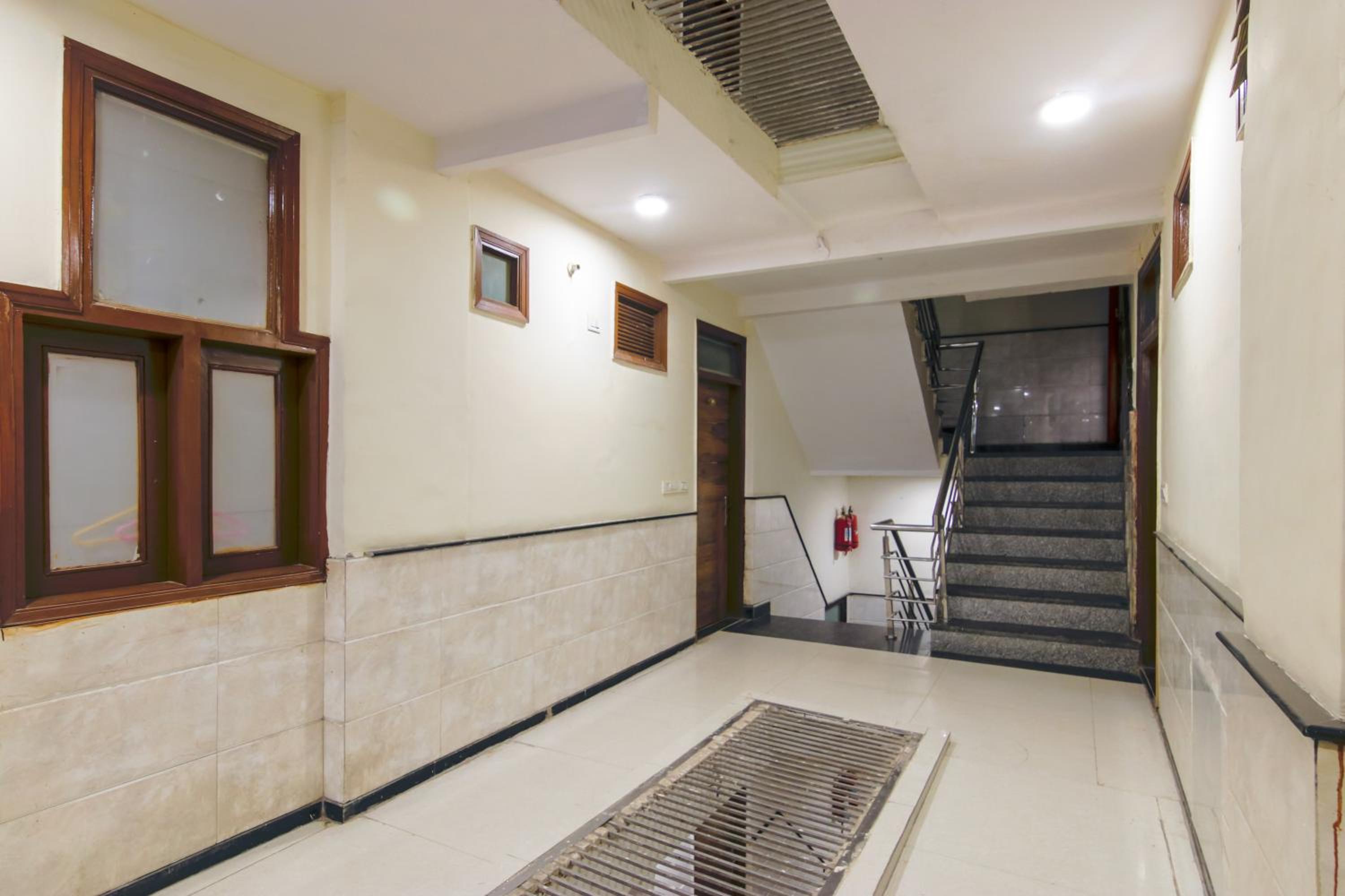 Hotel Star Palace Paharganj 49/63