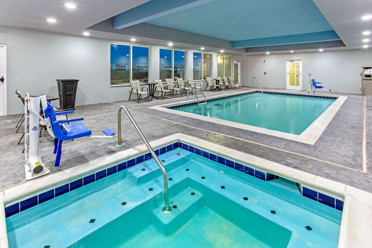 La Quinta Inn Suites Paducah 31/58