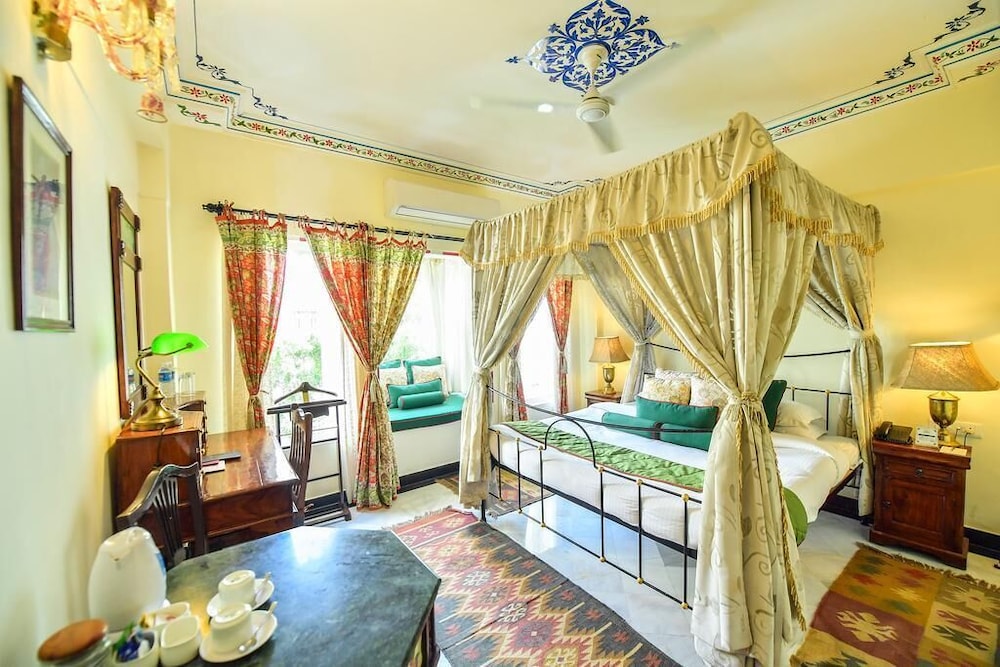 Udai Kothi 46/69