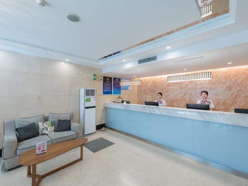 Lobby at GreenTree Alliance Beijing West Railway Station North Square Hotel, BEIJING