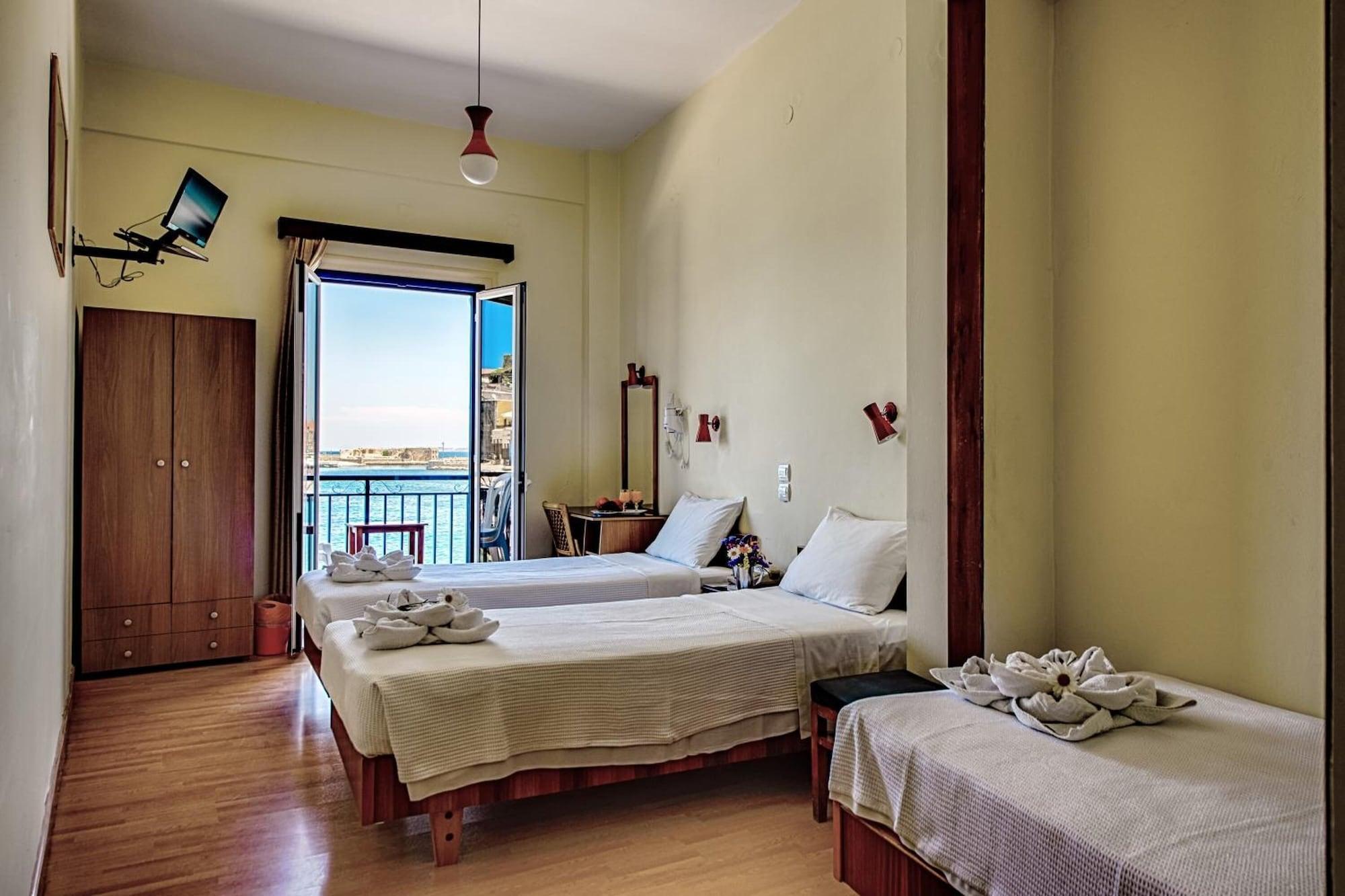 Lucia Hotel 13/47