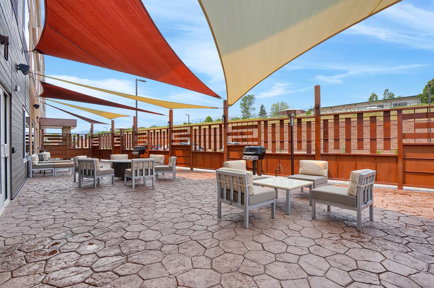 Best Western Plus Executive Residency Fillmore Inn 4/15