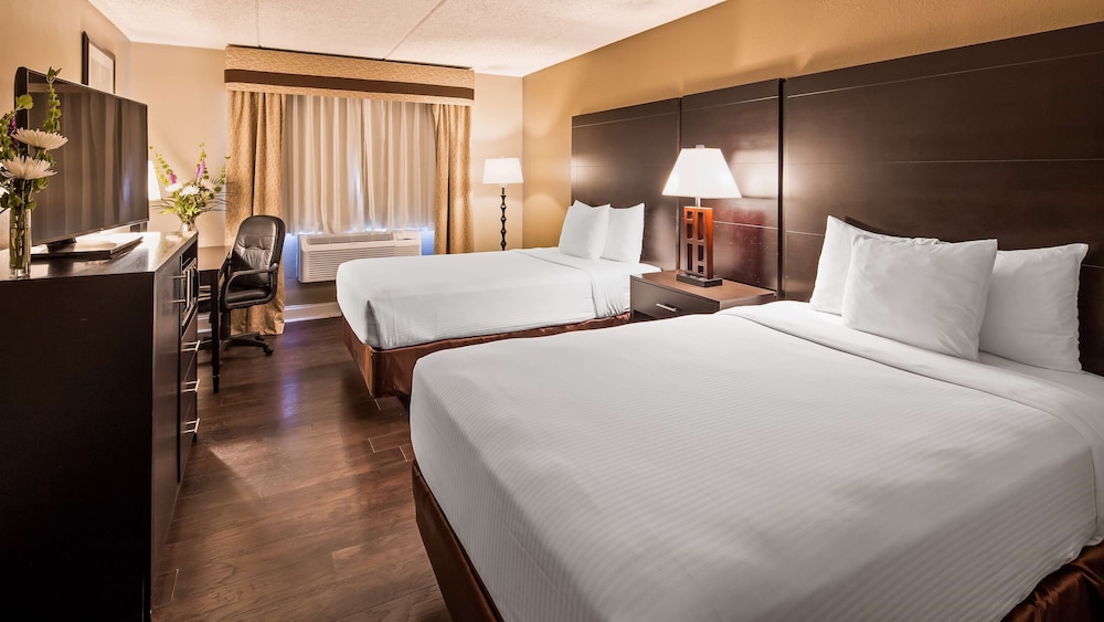 Best Western Detroit Livonia 13/42