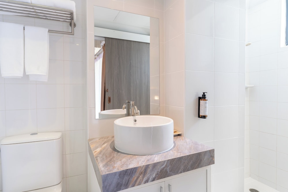 Heeton Concept Hotel Pattaya by Compass Hospitality 48/49