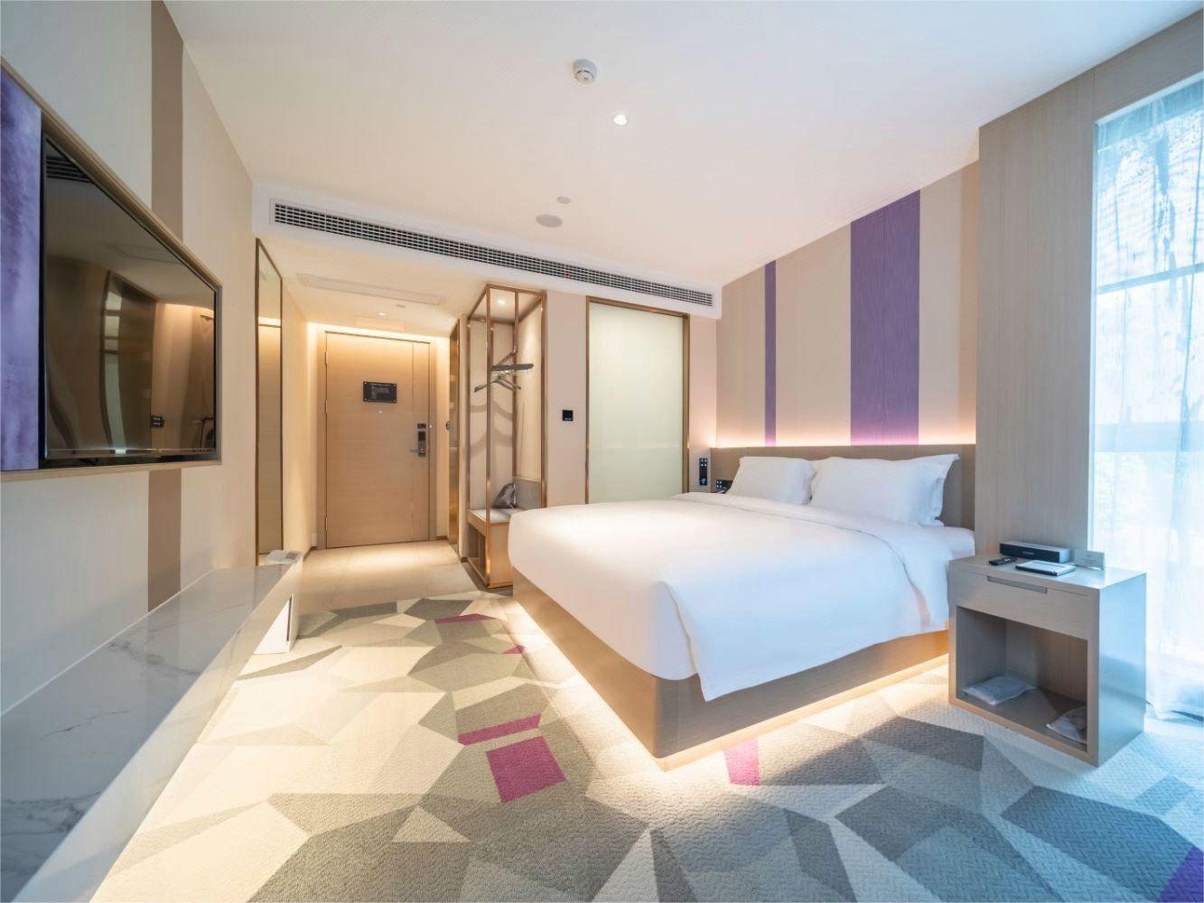 Deluxe, Double Bed