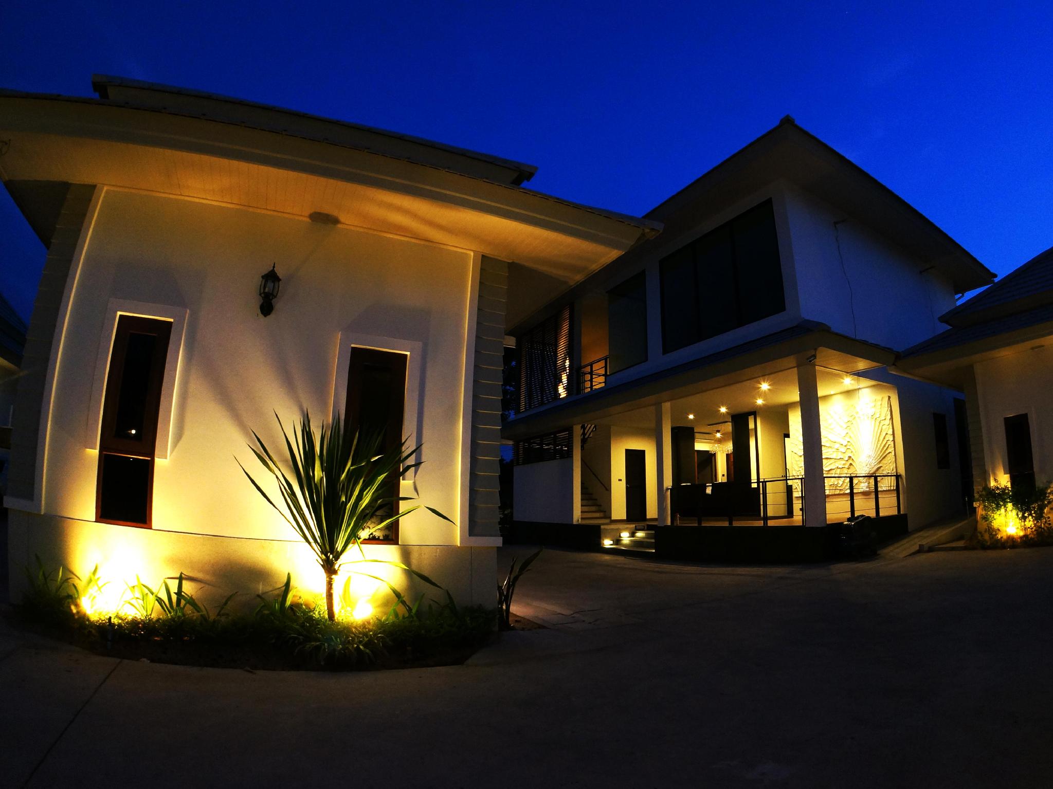 The Sixnature Resort Bangsaen 4/56