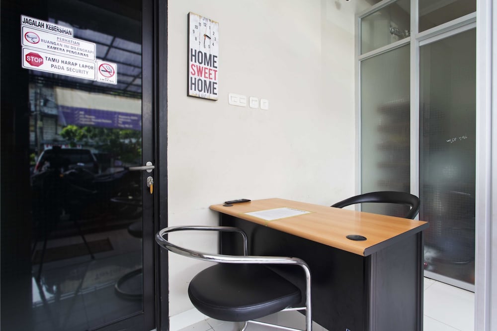 Reddoorz At Mangga Besar 2 26/27