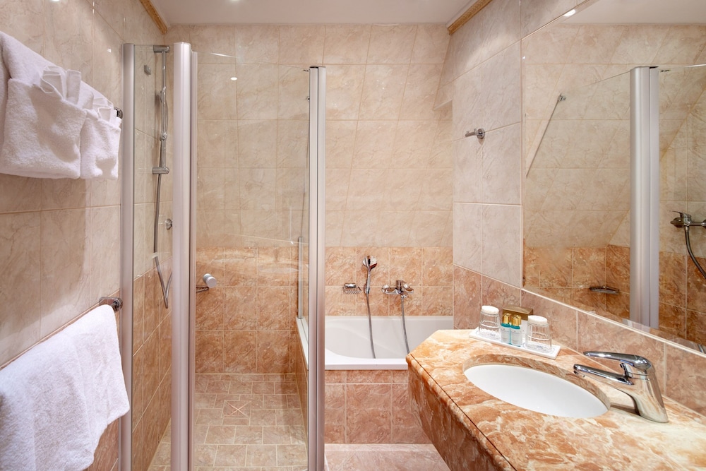 Grand Hotel Zell Am See 75/81