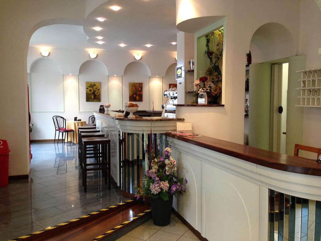 Hotel Villa Elisa 13/15
