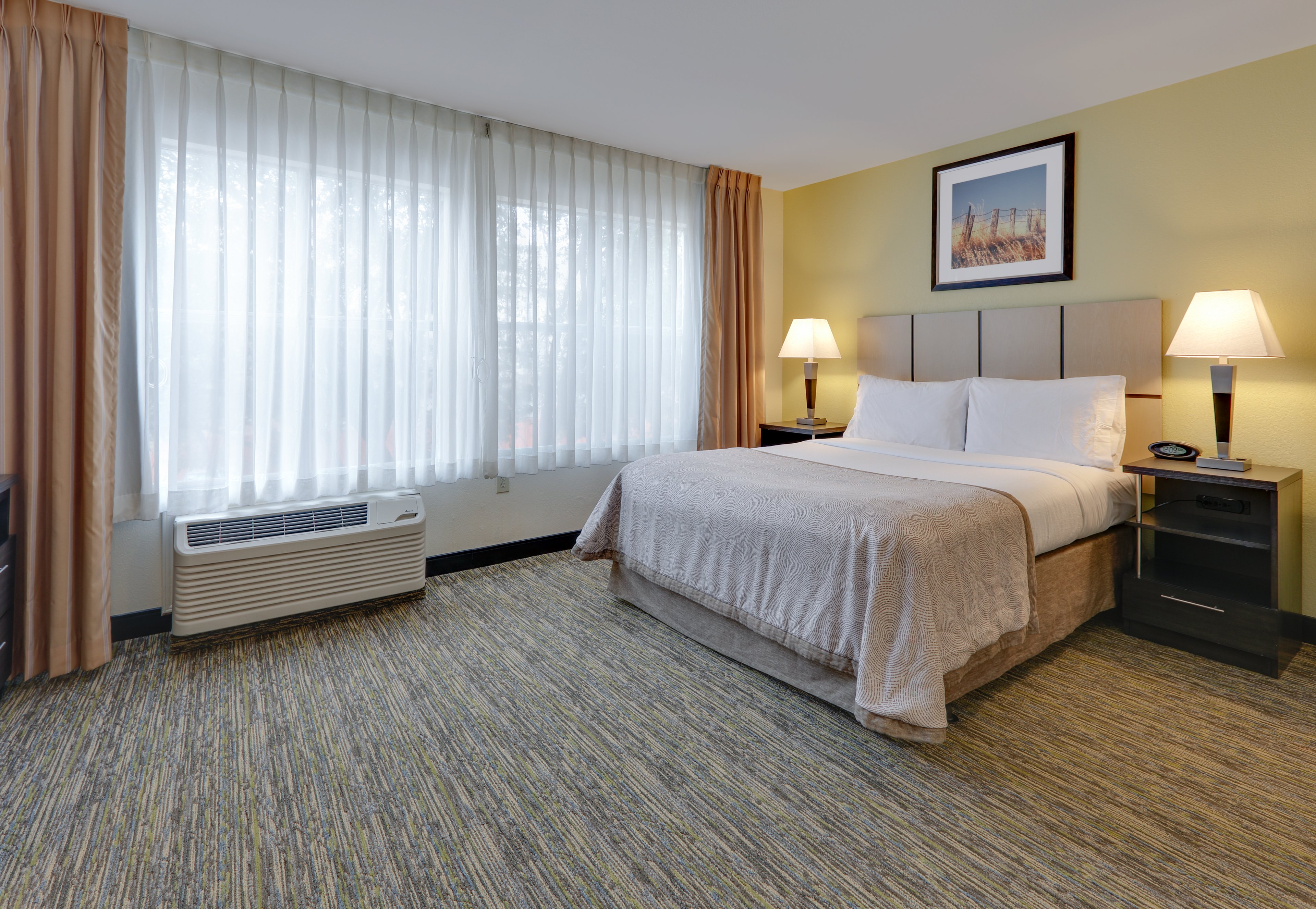Candlewood Suites Dallas Market Cntr-Love Field 9/22
