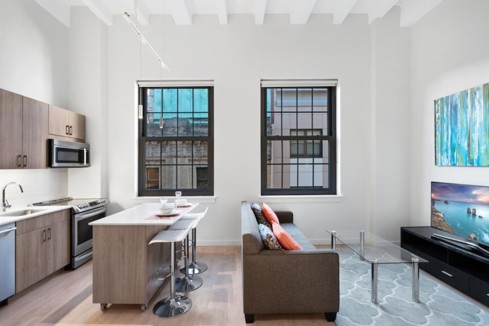 Global Luxury Suites Downtown Boston 58/68