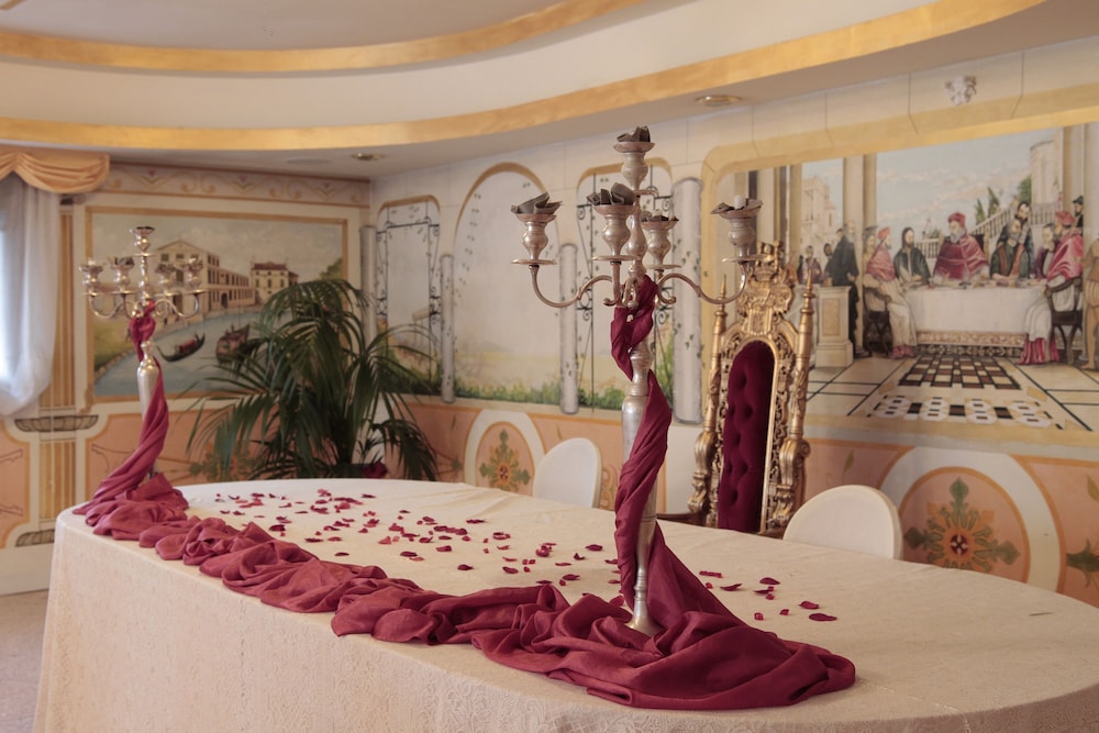 Villa Pigalle 18/50