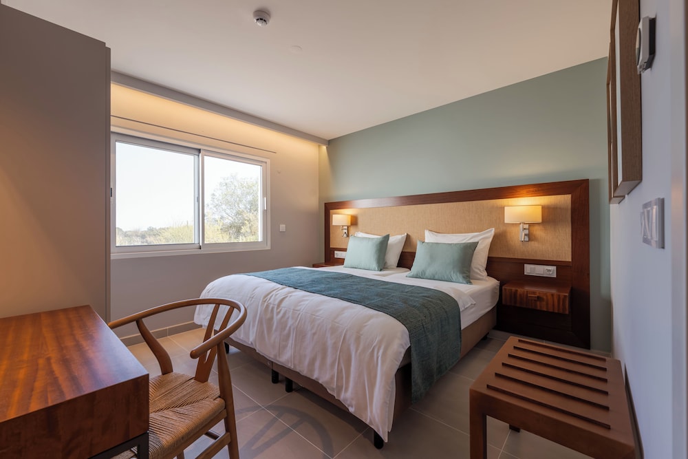 1 BEDROOM, APARTMENT, BALCONY