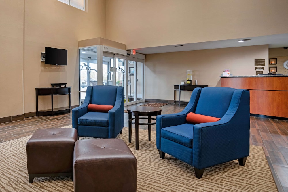 Comfort Suites Foley - North Gulf Shores 20/26