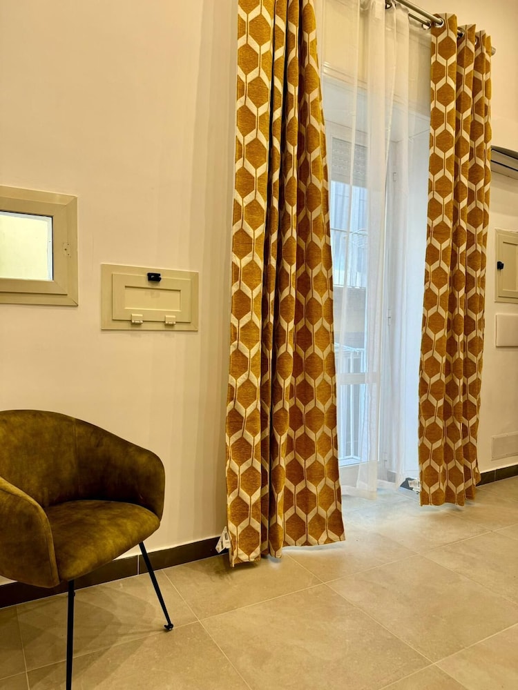 Boutique Hotel Piazza Carita 49/60