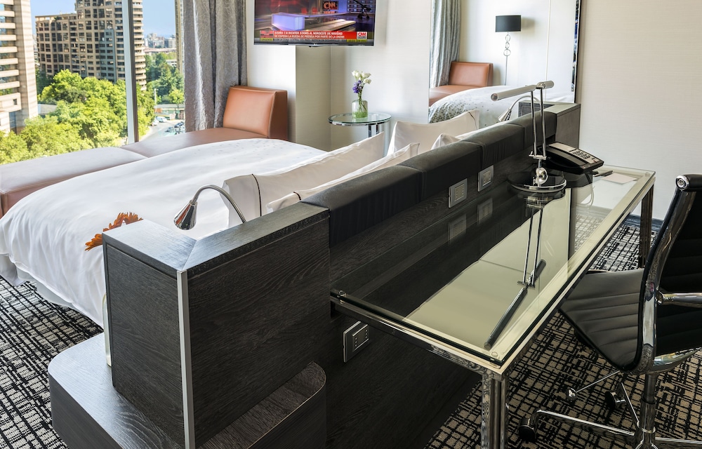 Renaissance Santiago Hotel 59/62