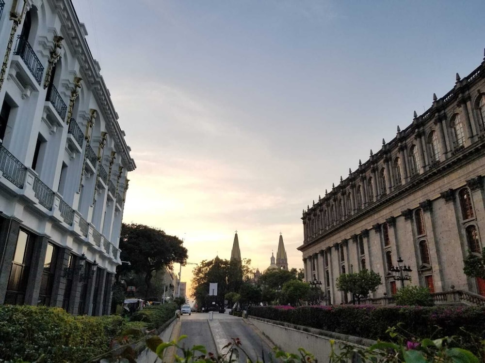 Hotel Real Maestranza 4/69