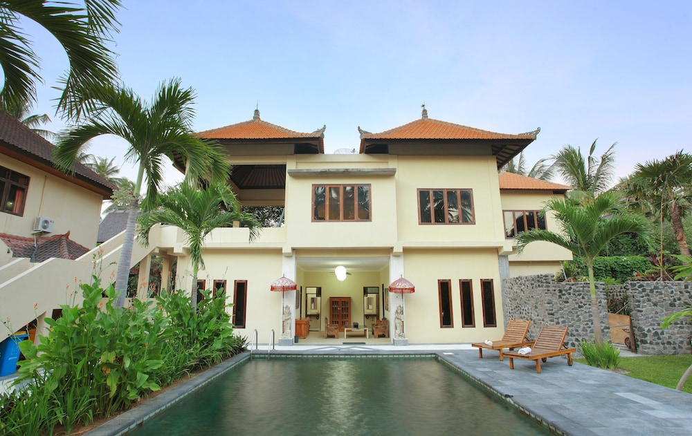 Villa Matanai L 55/56