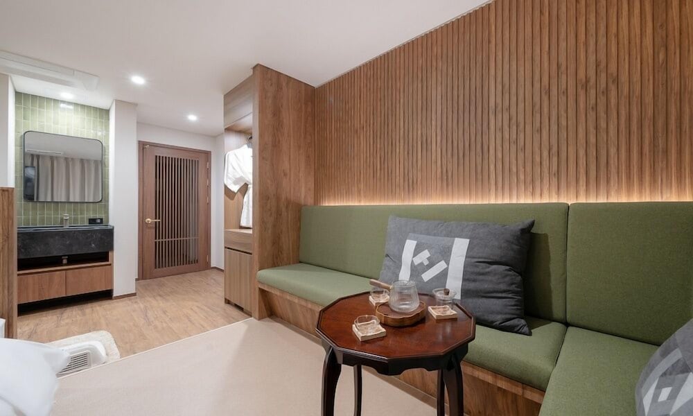 Dongtan Simjak Hotel 85/100