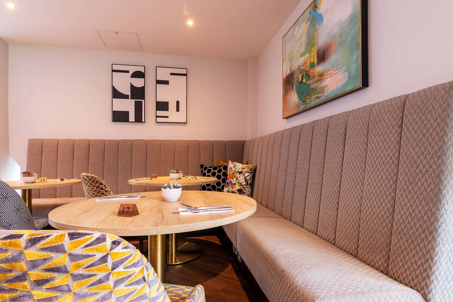 Ramada Encore by Wyndham Leicester City Centre 15/33