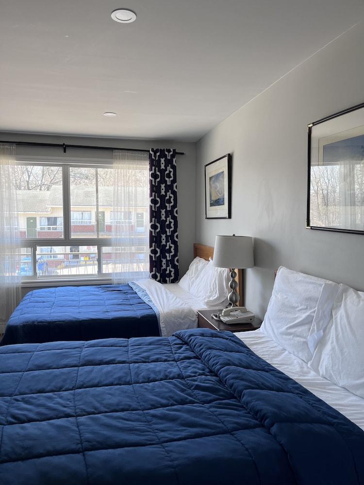Knights Inn Midland 4/32