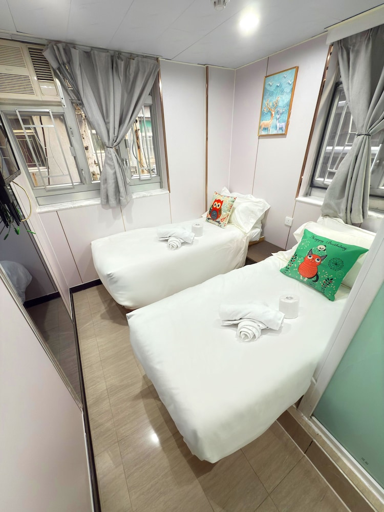 Apple Hostel 16/50