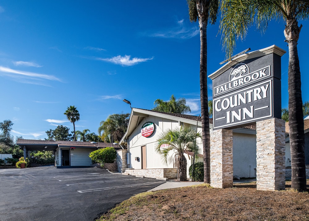 Fallbrook Country Inn 13/65