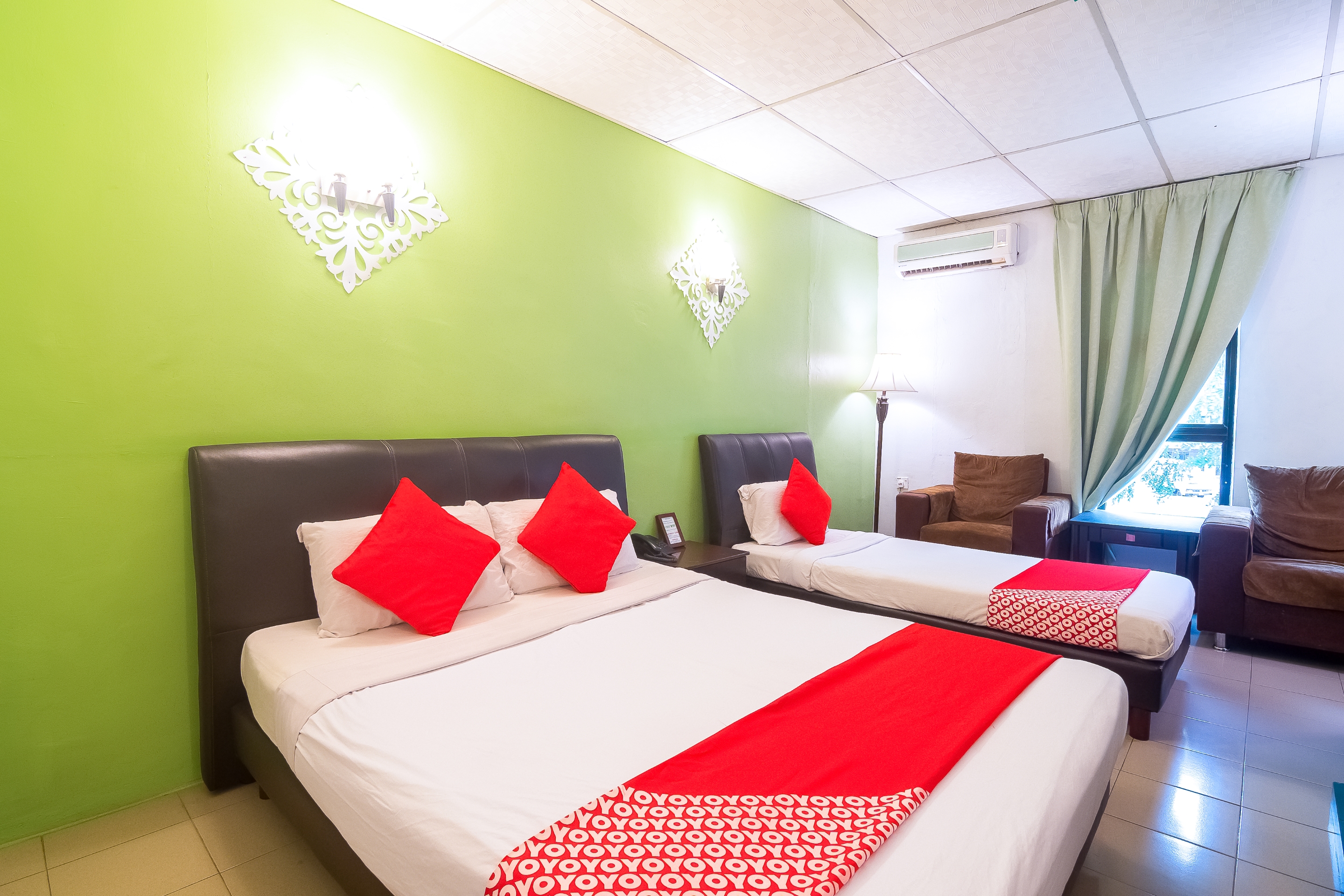 Oyo 539 Dowifi Hotel 11/29