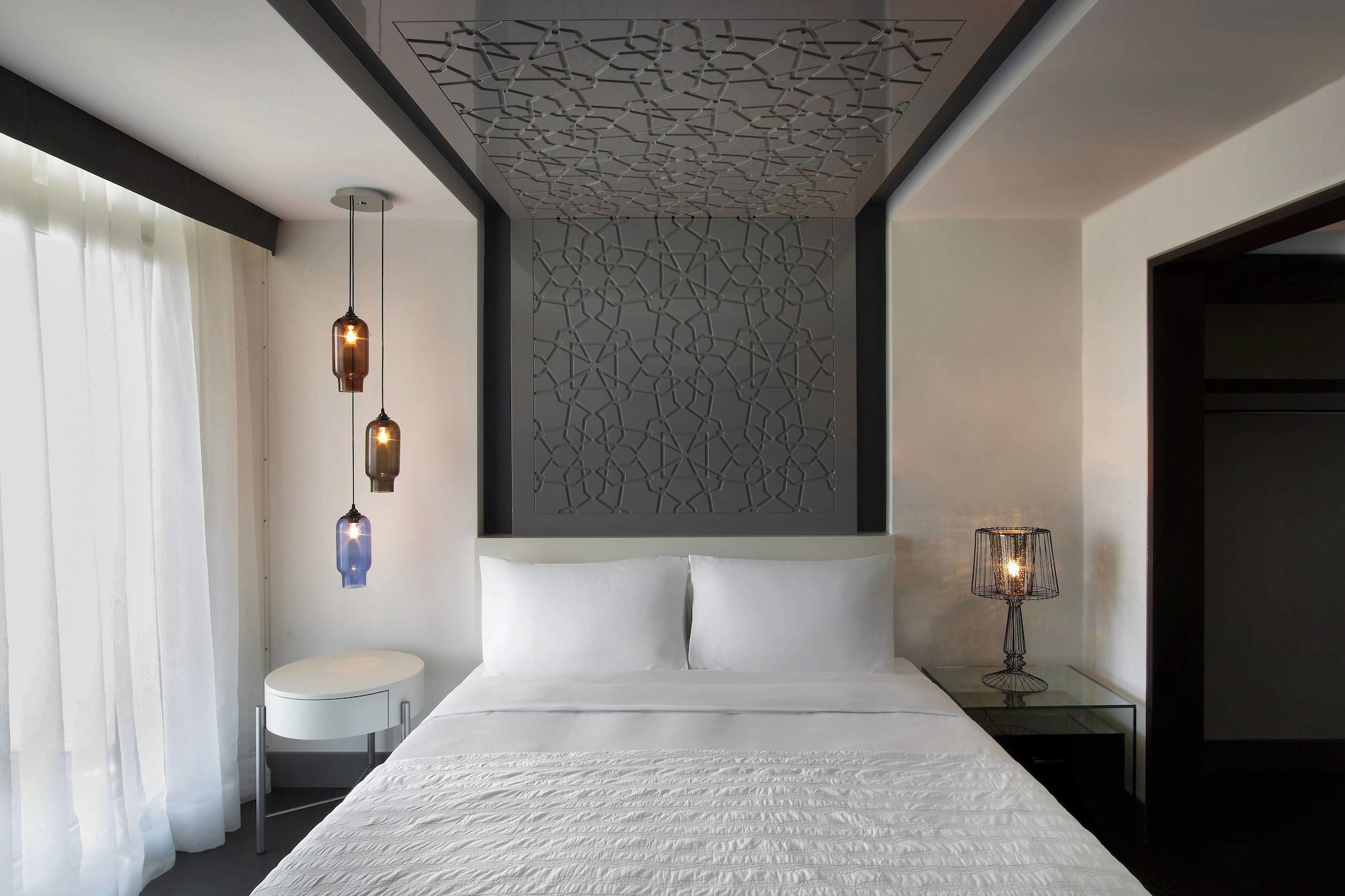 1 Bedroom, Residential, Suite, King Bed, Bosphorus View, Terrace, Club Lounge Access