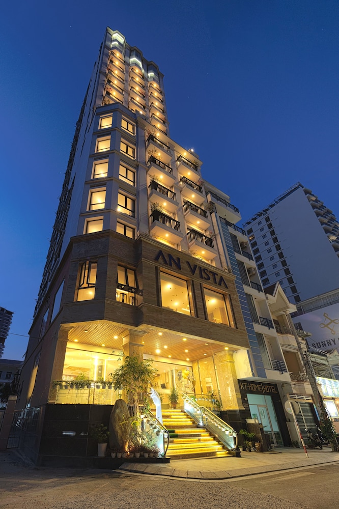 An Vista Hotel 4/75