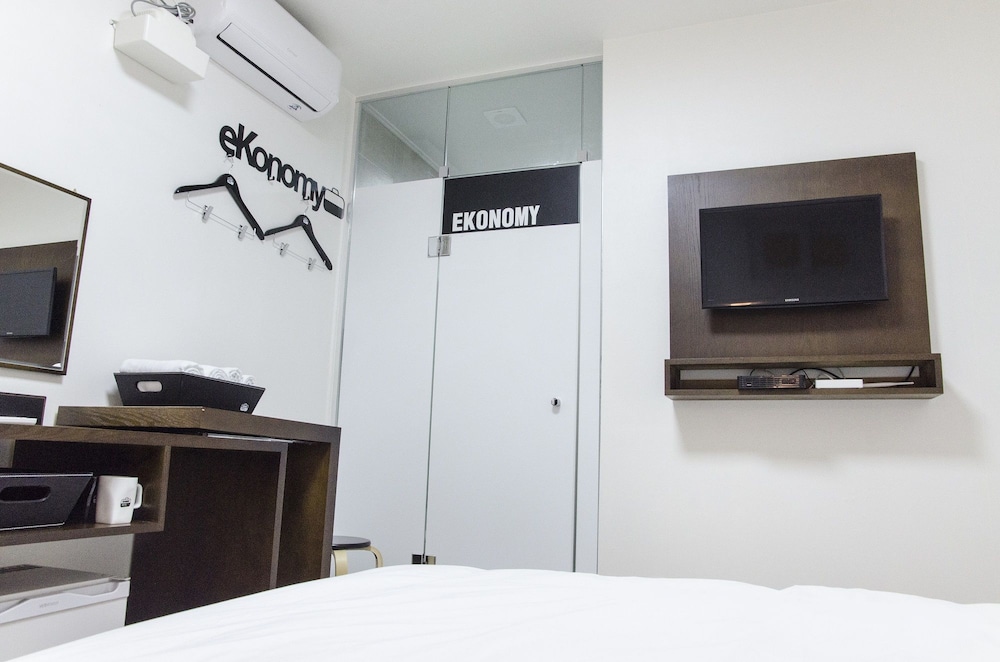 EKONOMY HOTEL HAEUNDAE 41/66