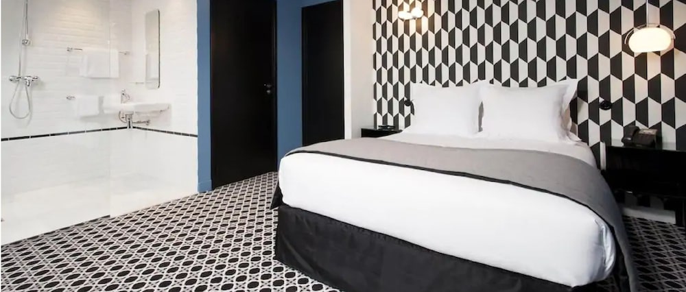 HOTEL EMILE 23/49