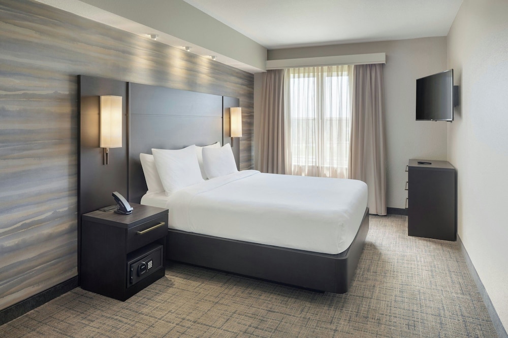 Residence Inn Tampa Suncoast Parkway at NorthPointe Village 18/62
