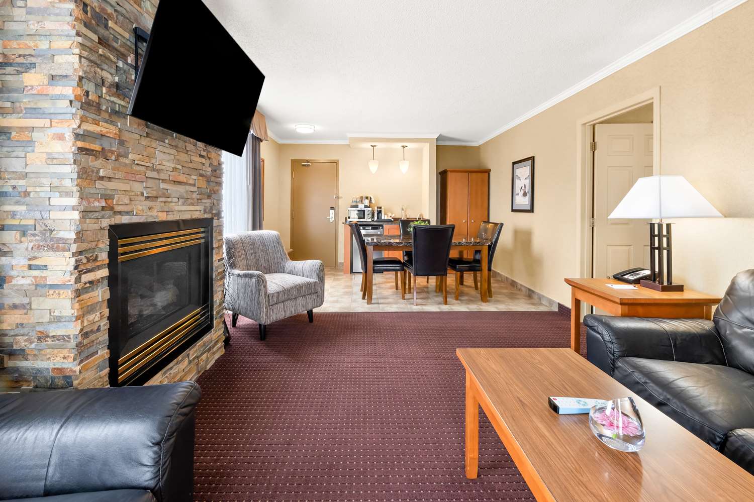 Suite, King Bed, Balcony, Spa Building