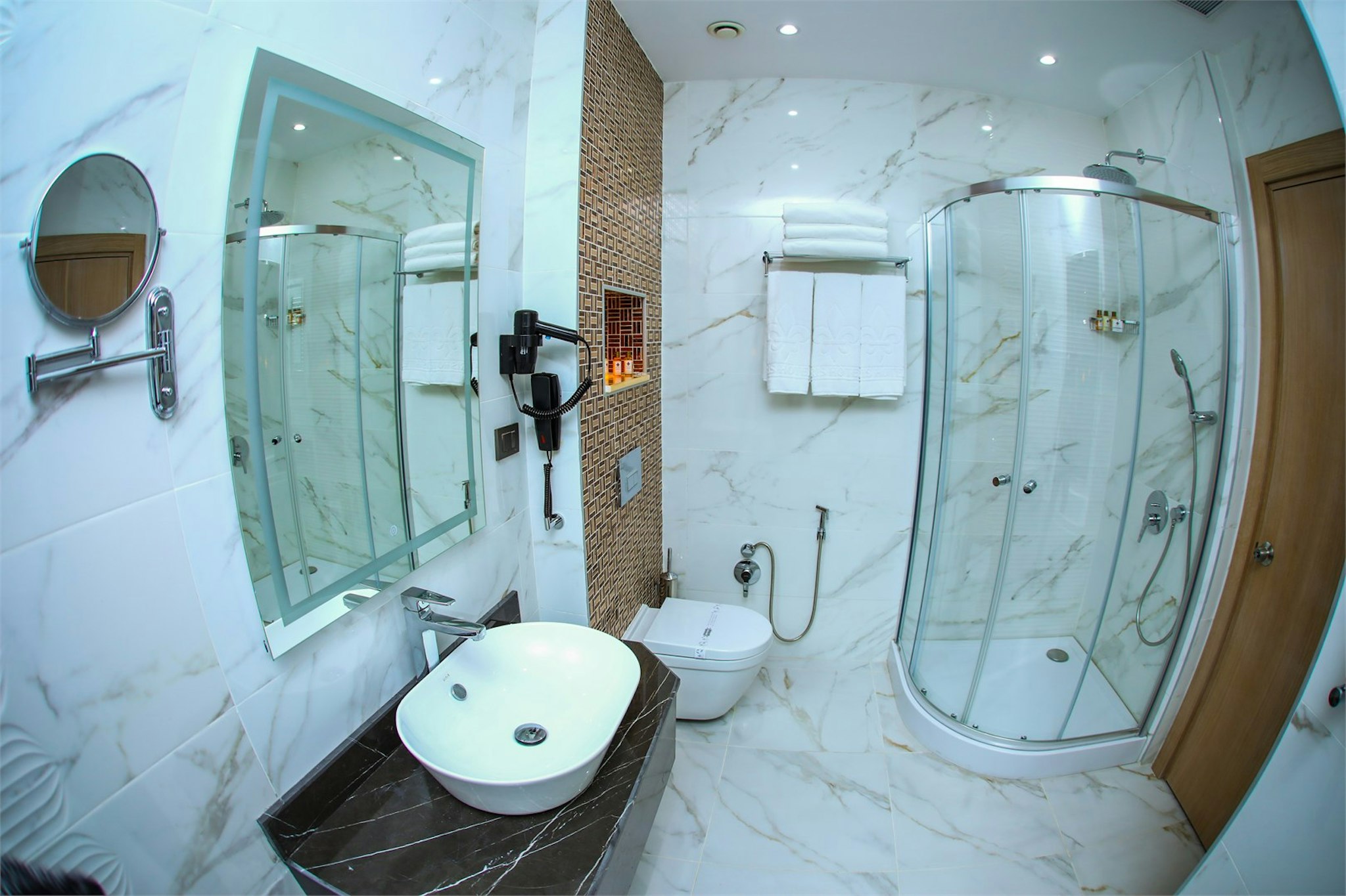 Iris Hotel Baku 53/56