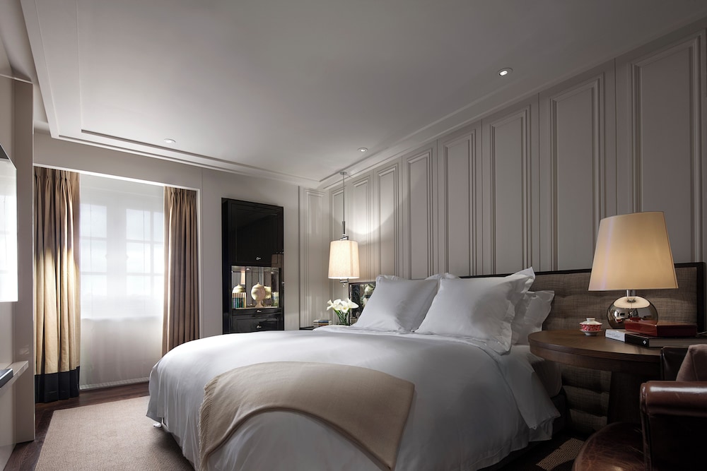 SIGNATURE, GARDEN, SUITE