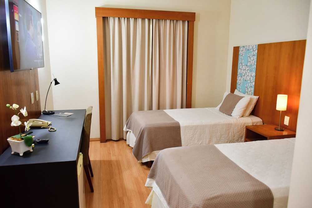 CEGIL HOTEL BOULEVARD 32/71