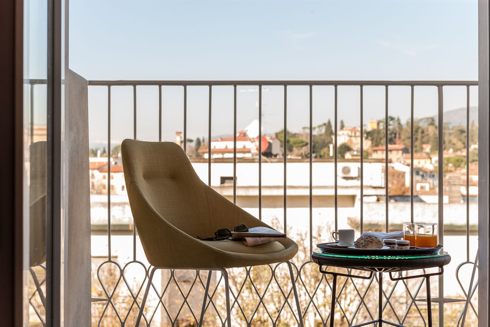 Lorena Suites & Apartments 58/61