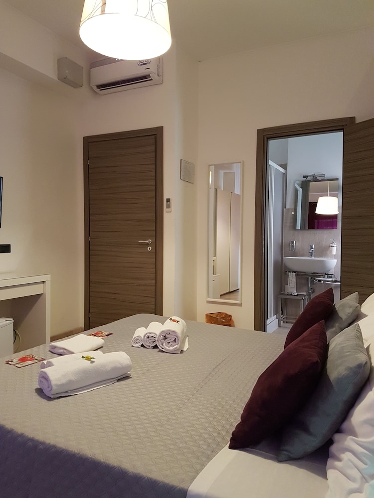Borgo Vaticano Guest House 12/17