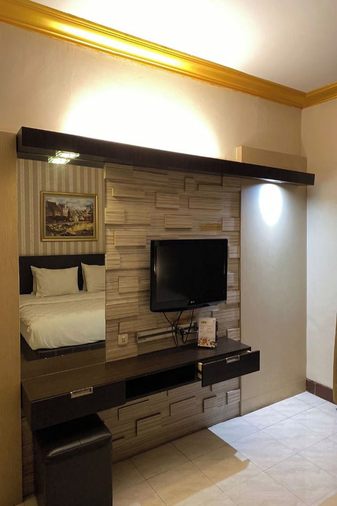 Hotel 88 Jember 38/50