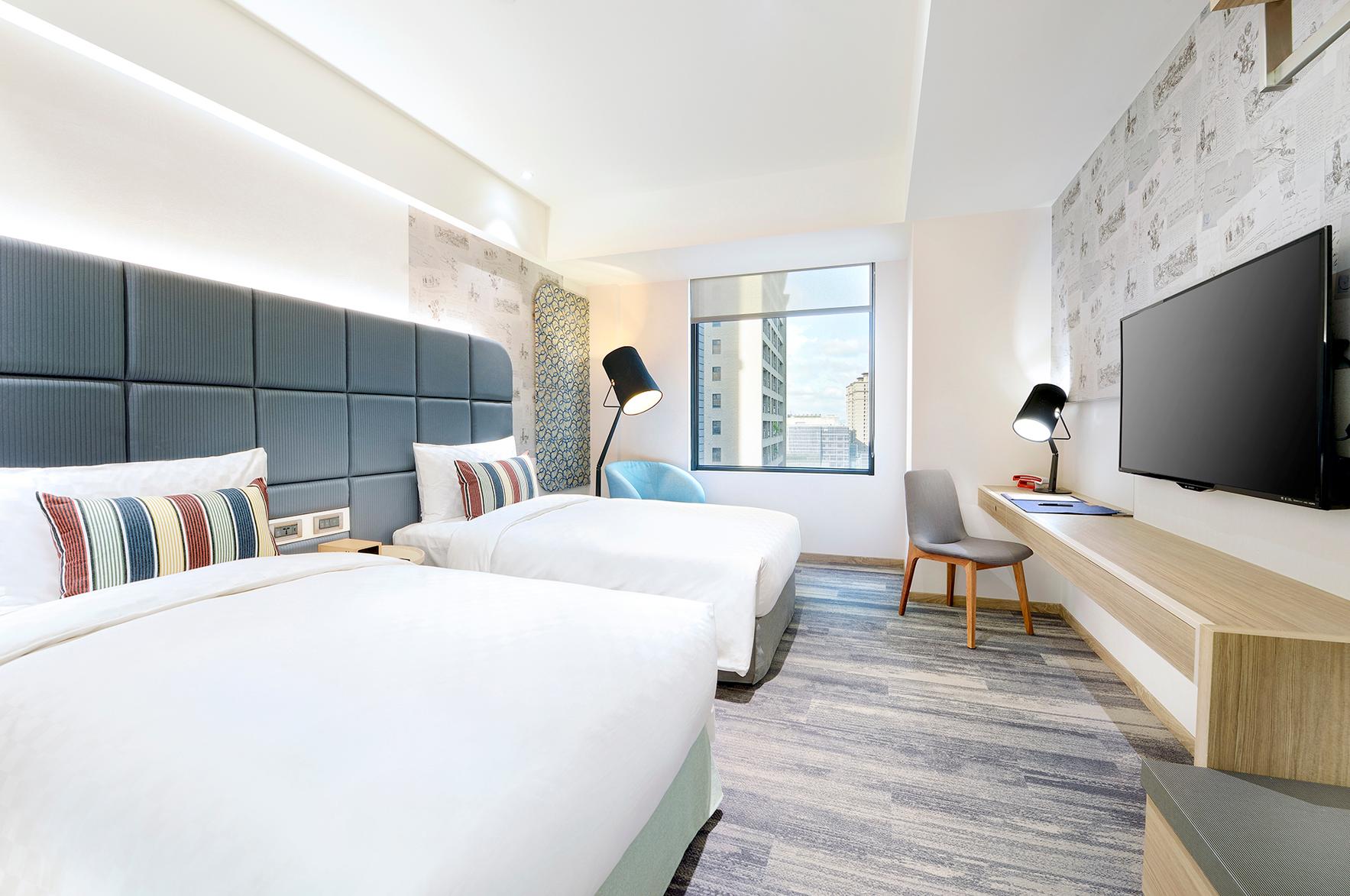 Discovery, Twin Beds