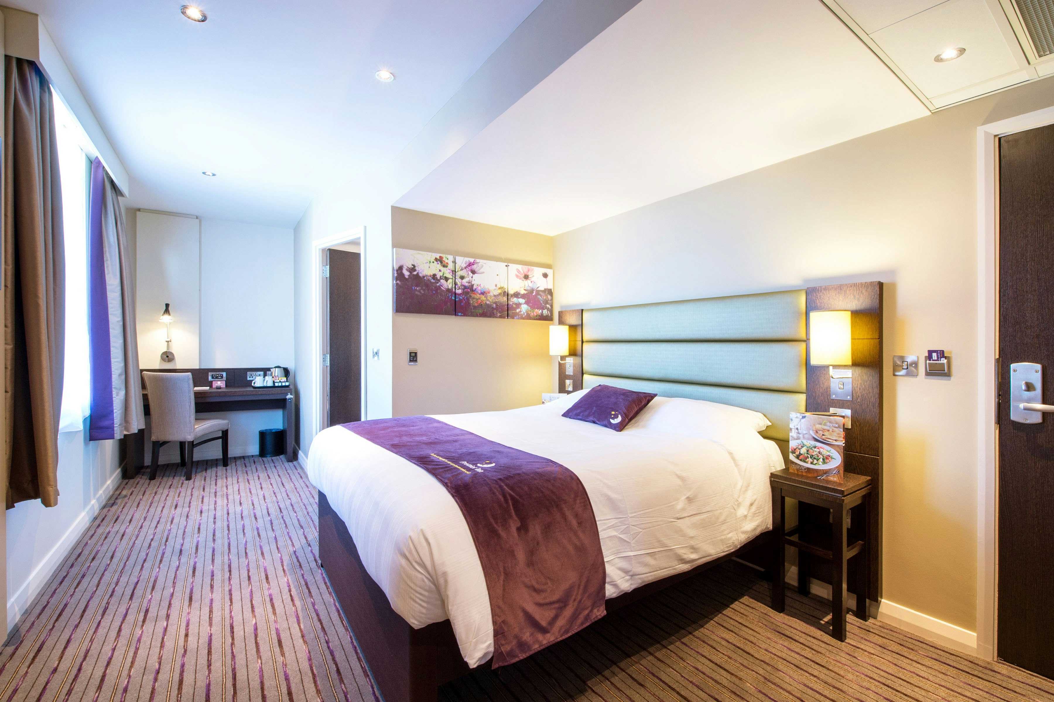 Premier Inn Nottingham City Centre (Chapel Bar) Hotel 19/36
