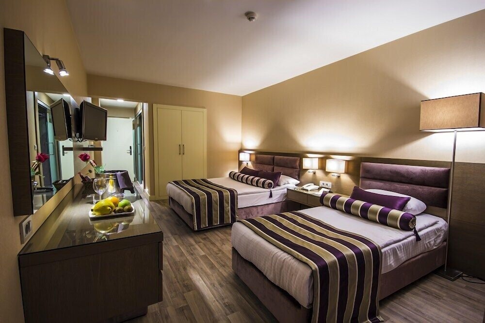 The New Hotel Zeybek 29/74