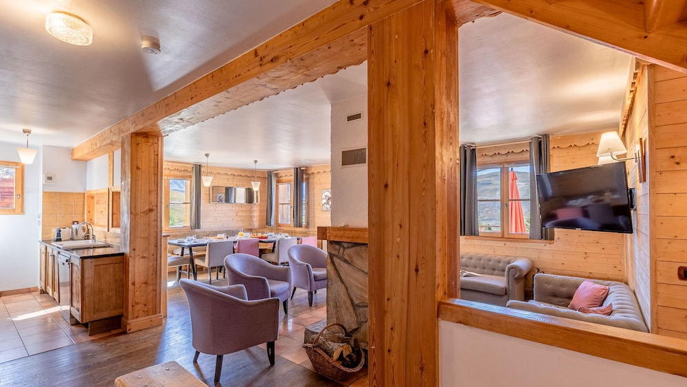 LES CHALETS DE L ALTIPORT 18/50