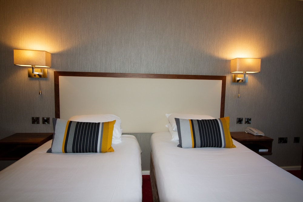 Victoria Hotel Galway 18/50