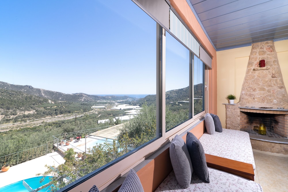 Sarakinas Residences [VR] 15/50